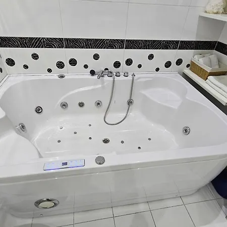 Modern - Centre - Myslym Shyri * Tirana