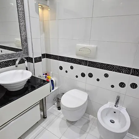 Modern - Centre - Myslym Shyri * Tirana